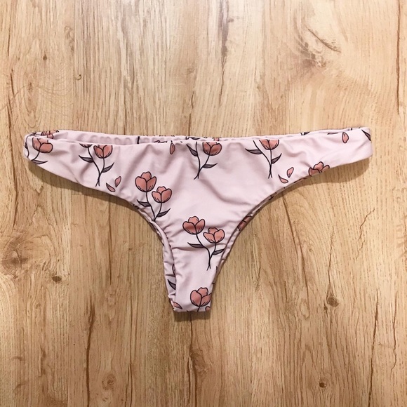 T.Rose swim bottoms🍑 - Picture 1 of 2